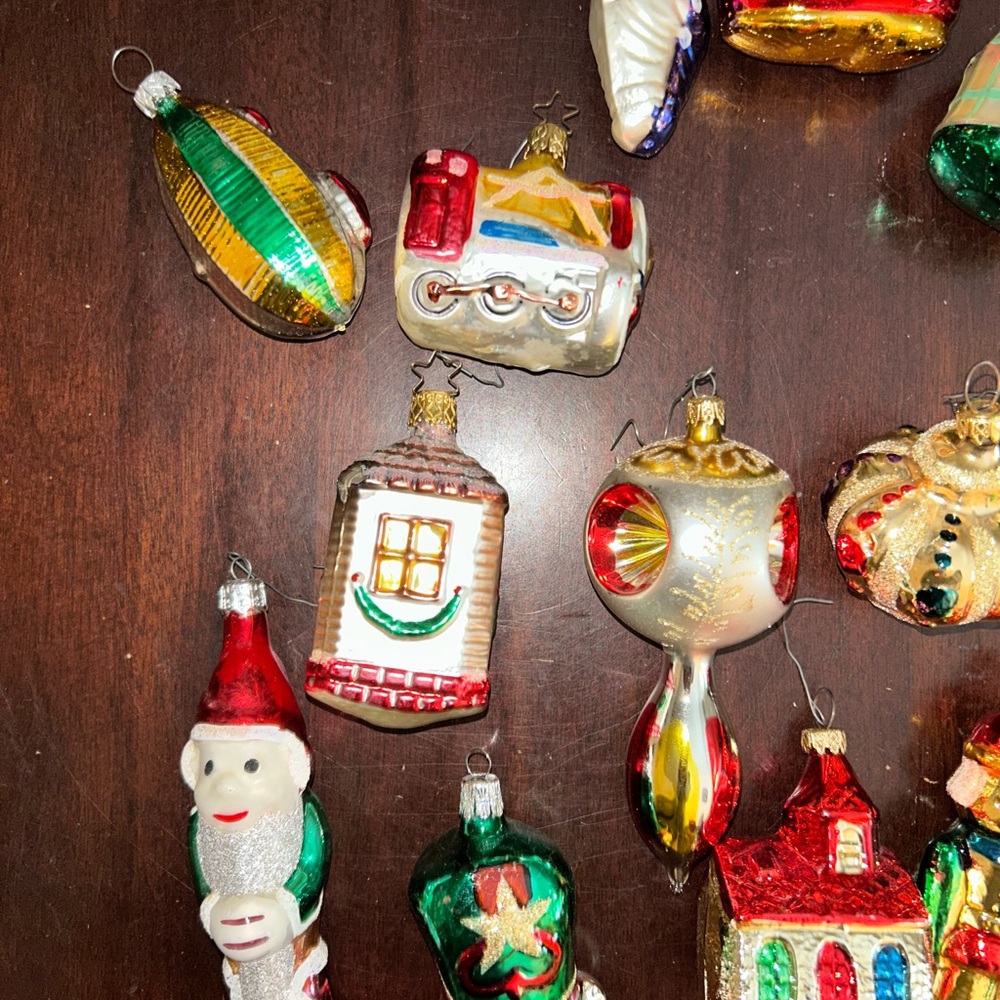 (15) Vintage Blown Glass Ornaments Birdhouse Boot Elf Santa - Picture 2 of 6